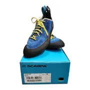 Mismatched Scarpa Helix EU45.0 | L46.0 Climbing Shoe